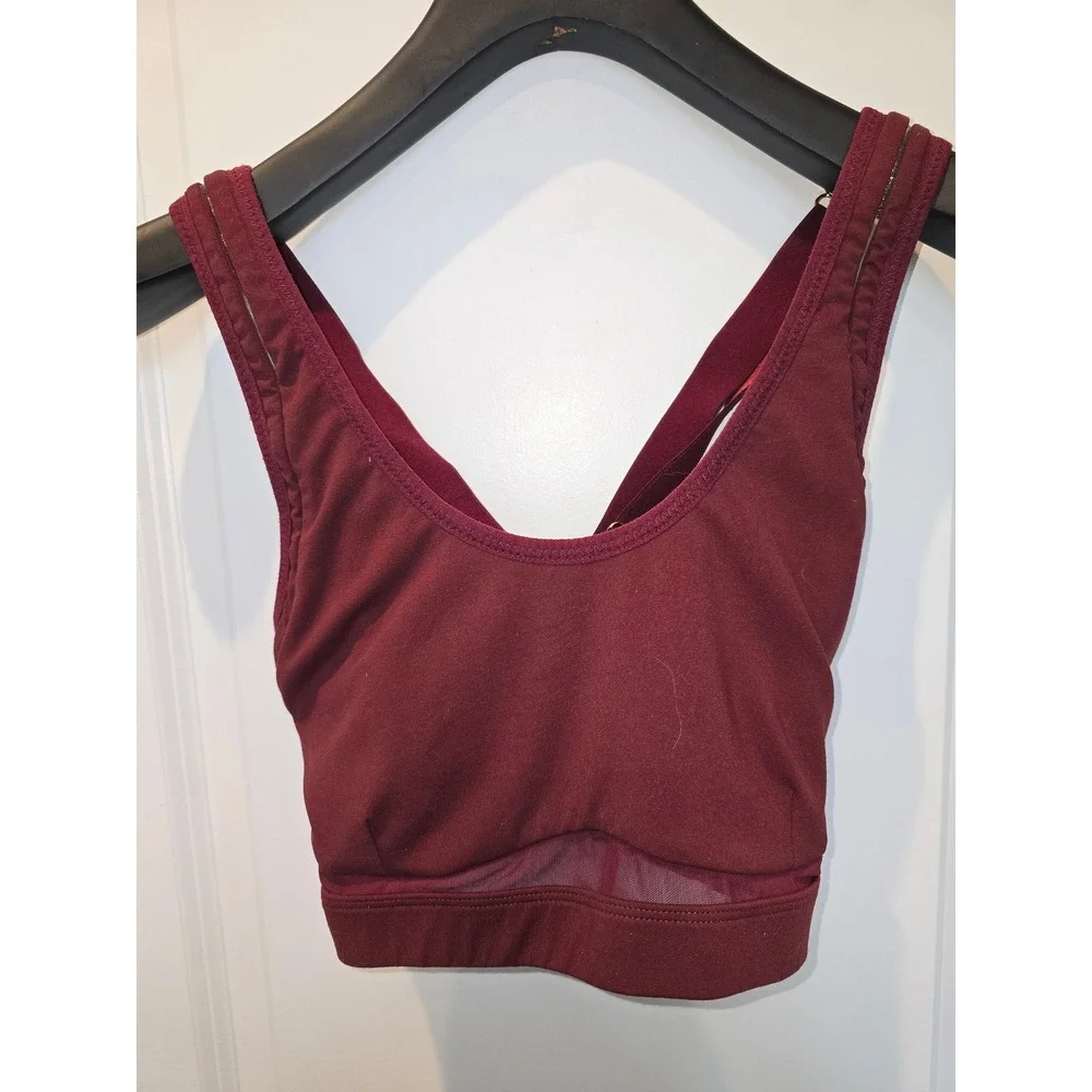 Fabletics Burgundy Convertible Strap‎ Sports Bra Mesh Accent Maroon Womens L
